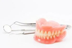 FREE DENTURES