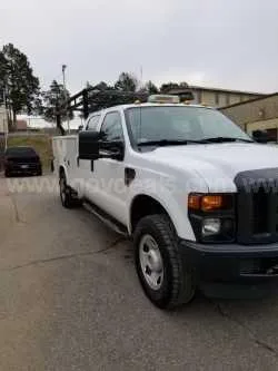 2009 Ford F-350 SD XLT Crew Cab 4WD