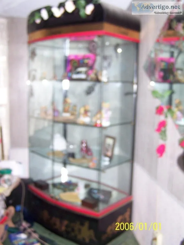 Glass display cabinet