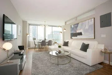 Designer luxurious 3 Bedroom Apartment
