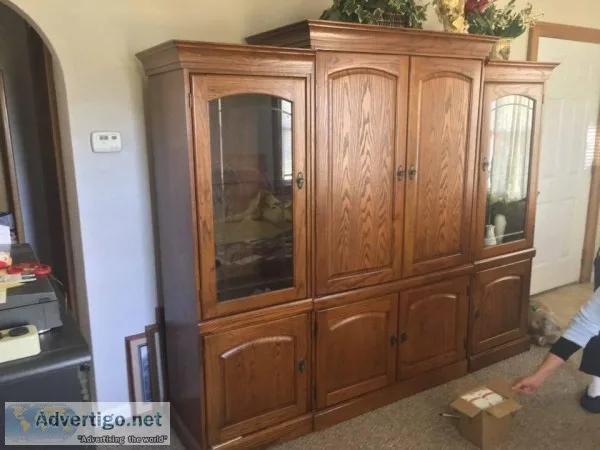 Entertainment center