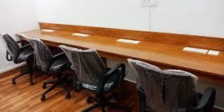 5 seaters 800sqt furnished office with WifiAcparkingEb