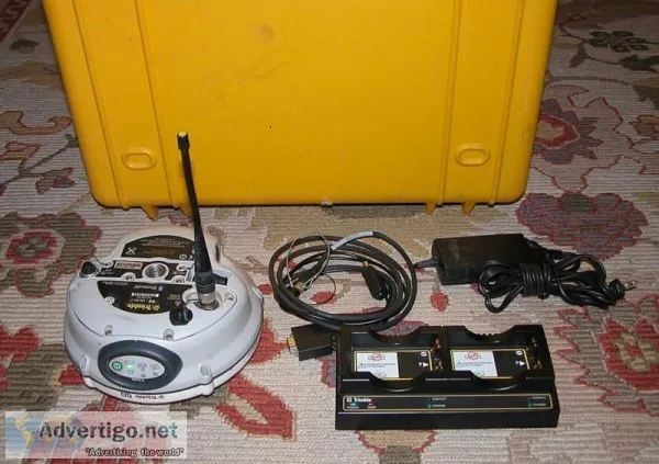 TRIMBLE R8 GNSS MODEL 2 GPS SYSTEM WITH INTERNAL RADIO