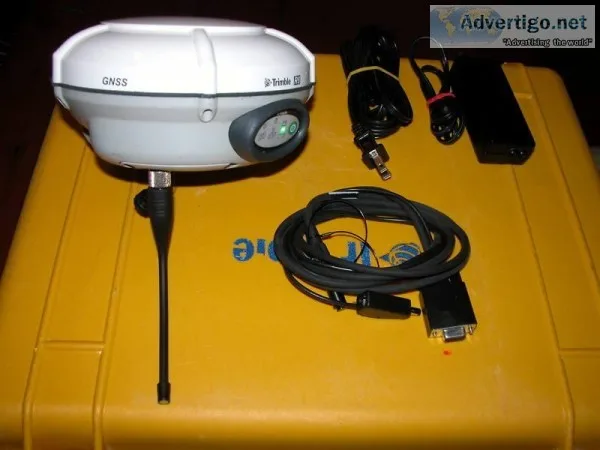 Trimble R8 GNSS GPS Model 3 with Internal Radio Galileo
