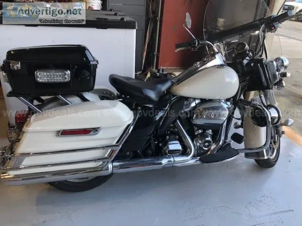2017 Harley-Davidson FLHP