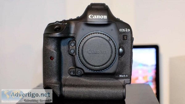 Canon EOS-1DX Mark II DSLR Camera
