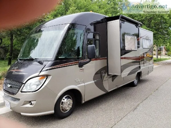 2010 Itasca Reyo-Diesel- Strafford MO