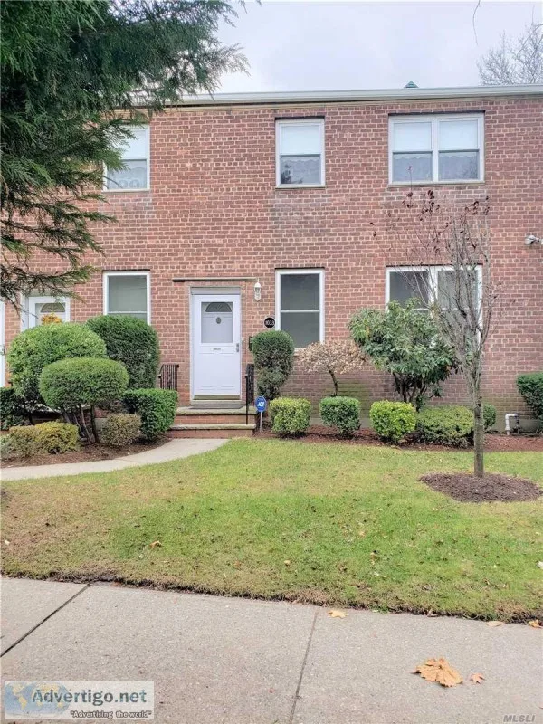 OPEN HOUSE 1229 ID (VICT) Beautiful 2 Bedroom Co-Op