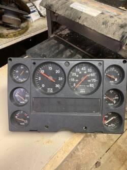 1998 Freightliner Dash Cluster