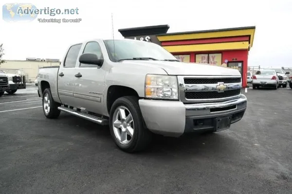  2009 CHEVROLET SILVERADO 15004X4CREW CABFINANCING AVAILABLE