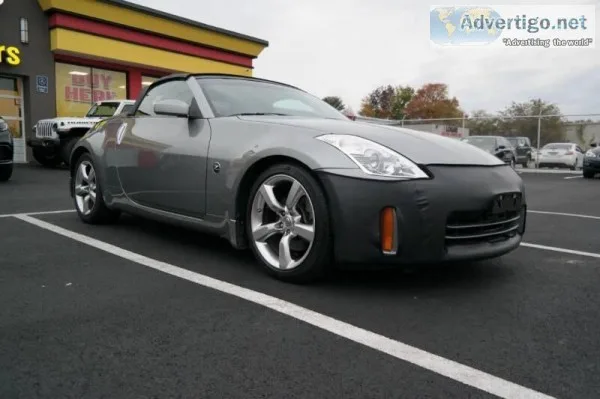  2005 NISSAN 350ZLEATHER INTERIORAUTOMATICC ONVERTIBLENICE AND C