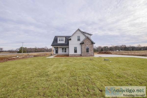 Brand new 4br 3.5ba Home.. Upscale craftsmanship throughout