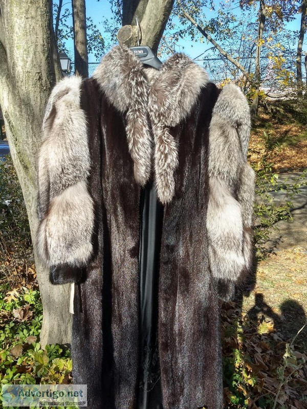 Gorgeous New Mink with indigo fox coat