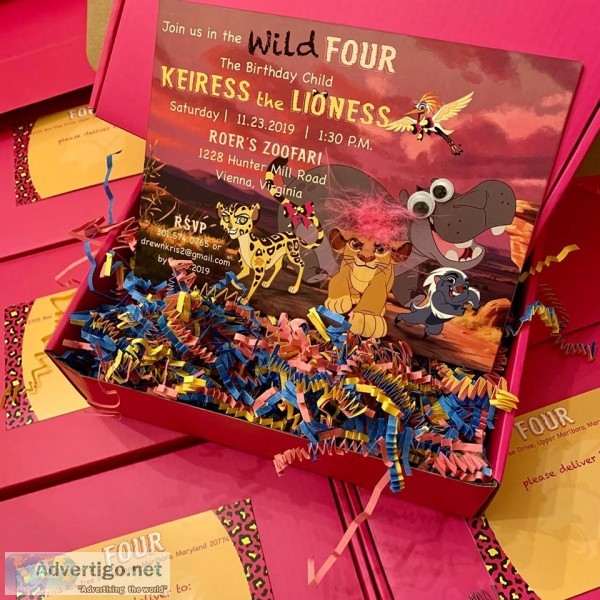 Discover our styled custom invitations