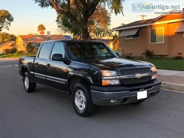 2004 Chevrolet Silverado 1500 Black Pickup Truck 68665 miles 4WD