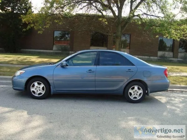 2004 Toyota Camry LE Blue 50023 Miles