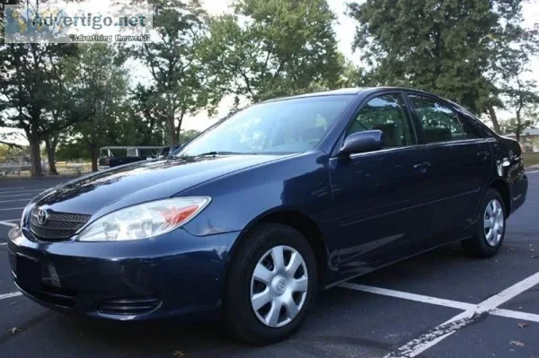 2004 Toyota Camry LE Blue 50055 Miles