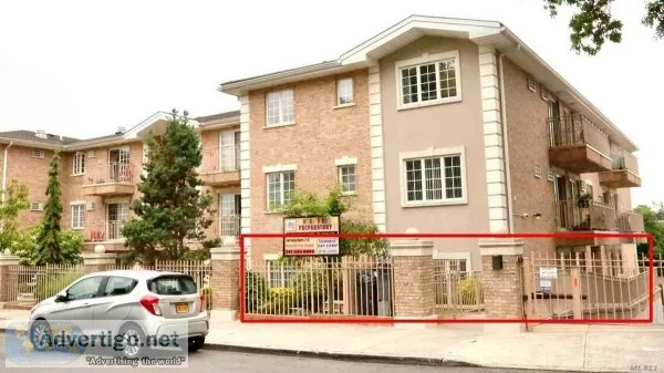 Want to rent my private gated parking space Middle Village 11379