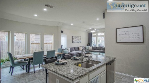 Home For Sale in Seguin TX