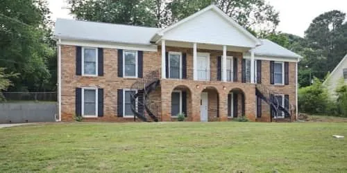 Welcome to 1185 Sweetwater Cir Lawrenceville GA 30044
