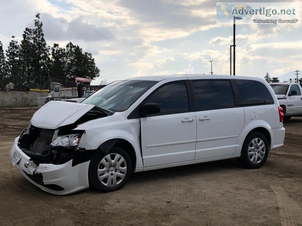 2017 DODGE GRAND CARAVAN VAN 43071201