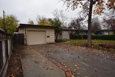 Welcome to 3413 Lerwick Rd Sacramento CA 95821