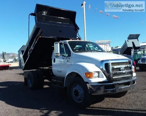 2012 FORD F750 DUMP TRUCK -- 21000 MILES