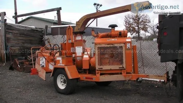 Brush Bandit Wood Chipper
