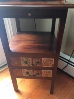 DECORATIVE END TABLE