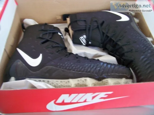new nike cleaks