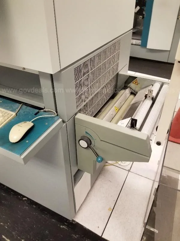 Printer High Speed Oce 7450 With Rolls of Printer Paper