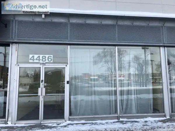 Large 6000 sqft space with 18 ft window in St-Leonard