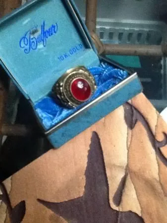 CLAS RING LTI 1962 10K GOLD