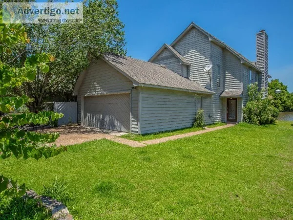 Lease-to-Own 100 Ft. of WaterFront View Townhome in Brandon
