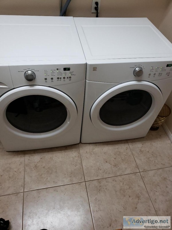 Washer and Gas Dryer Set