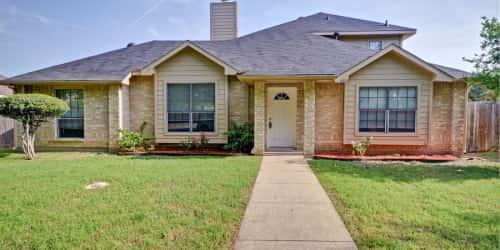 BEAUTIFUL FAMILY HOME FOR RENT