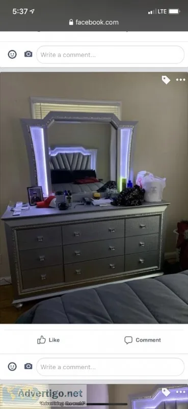 Queen bedroom set