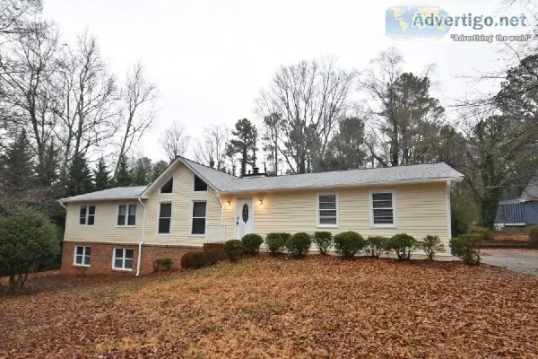 Welcome to 3607 Lassiter Rd Marietta GA