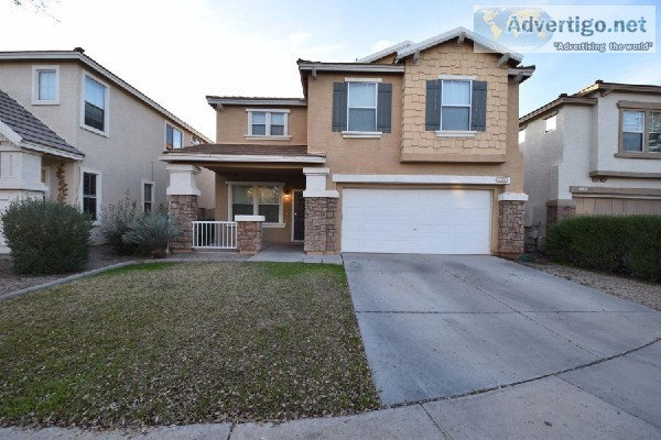 Welcome to 1450 S Longspur Ln Gilbert AZ