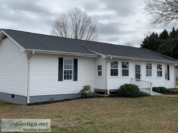 NEWLY RENOVATED 32 Ranch on Clarks Bridge in Gainsville for sale