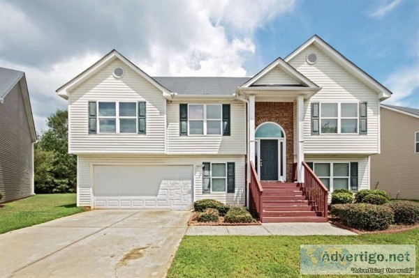 Welcome to 3119 Meadow Point Dr Snellville GA 30039