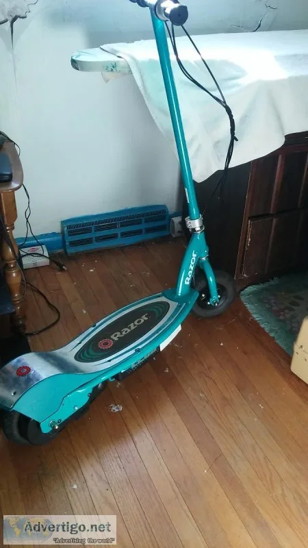 RAZOR E100 AND E200