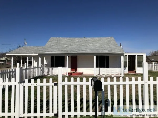 Beautiful 21 Lease or Possible Owner Finance Home - Weatherford 