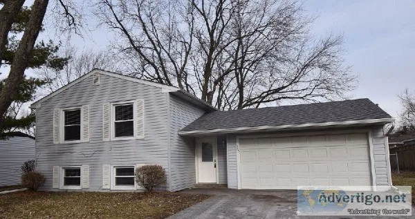 Welcome to 346 Fleetwood Ave Bolingbrook IL