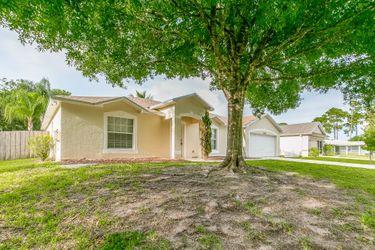 BEAUTIFUL FAMILY HOME FOR RENT