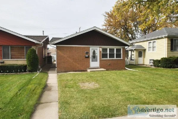 Welcome to 7716 Mason Ave Burbank IL 60459