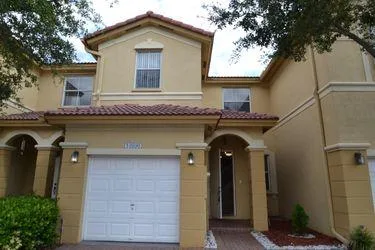 BEAUTIFUL FAMILY HOME FOR RENT