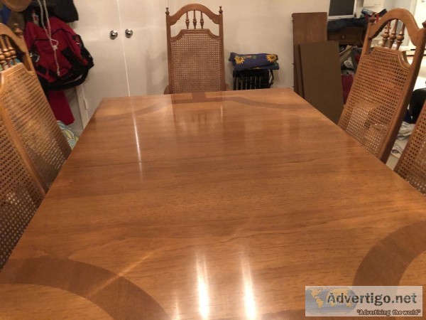 Vintage Thomasville Dining Set Circa 1964 pristine condition