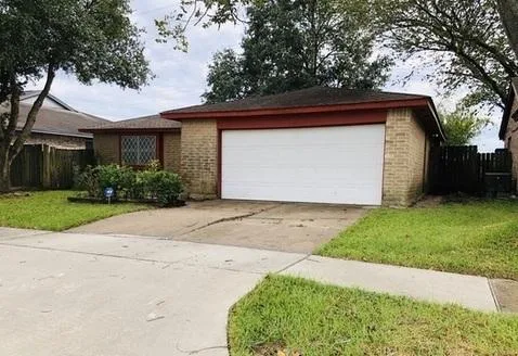 Cozy 3 bedroom - great location