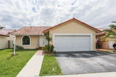 BEAUTIFUL FAMILY HOME FOR RENT